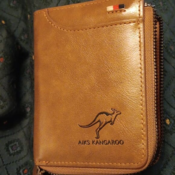 AIKS Brown Leather Wallet - Picture 10 of 10